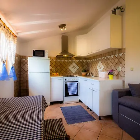 Apartment Helena Pula