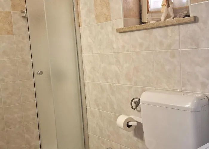 Helena *
